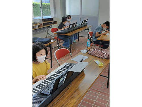 由良子ども未来塾　電子キーボード